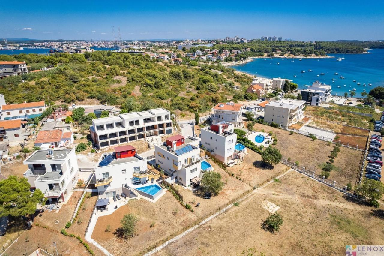 Villa Magnolija Pula Bagian luar foto