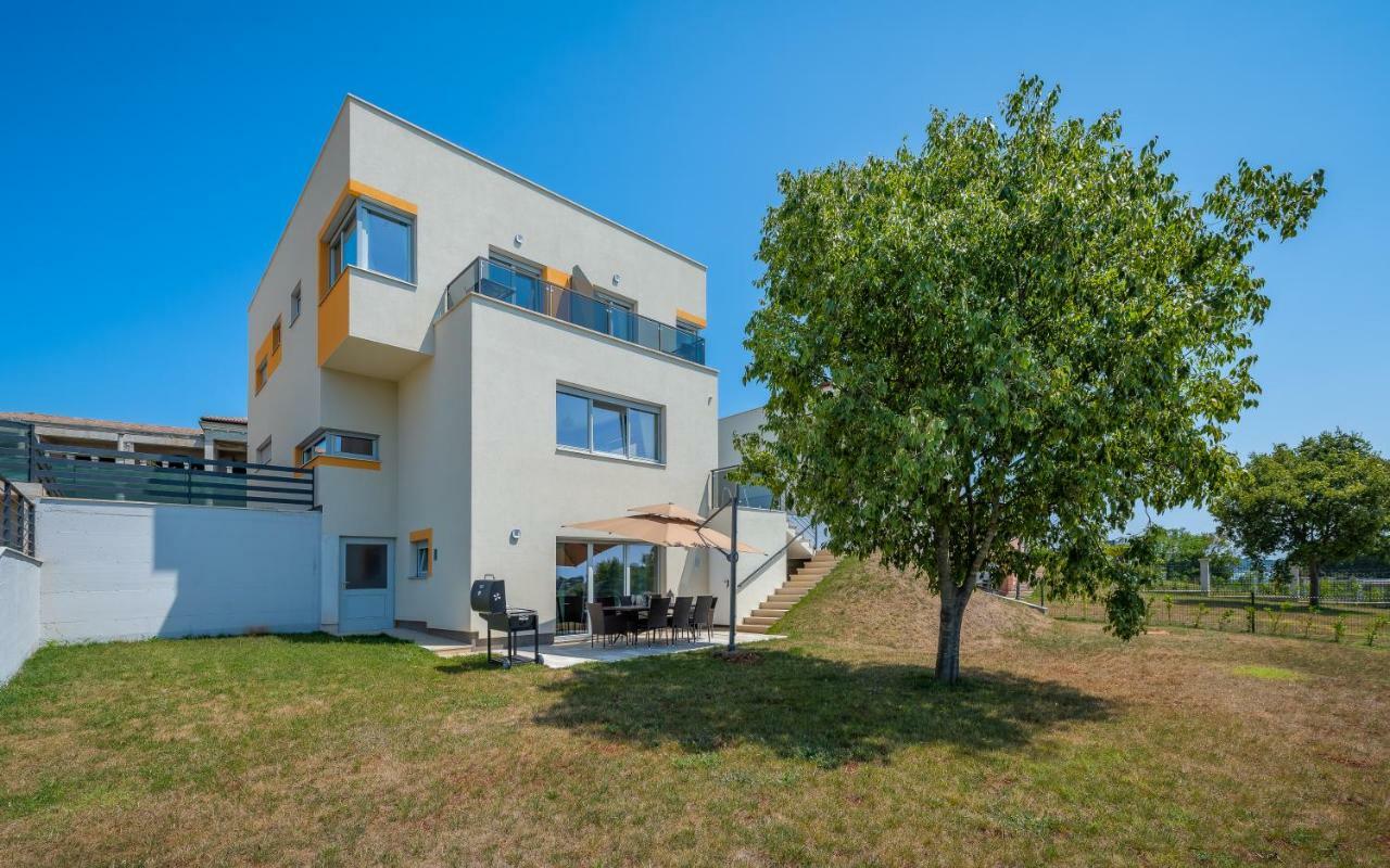 Villa Magnolija Pula Bagian luar foto