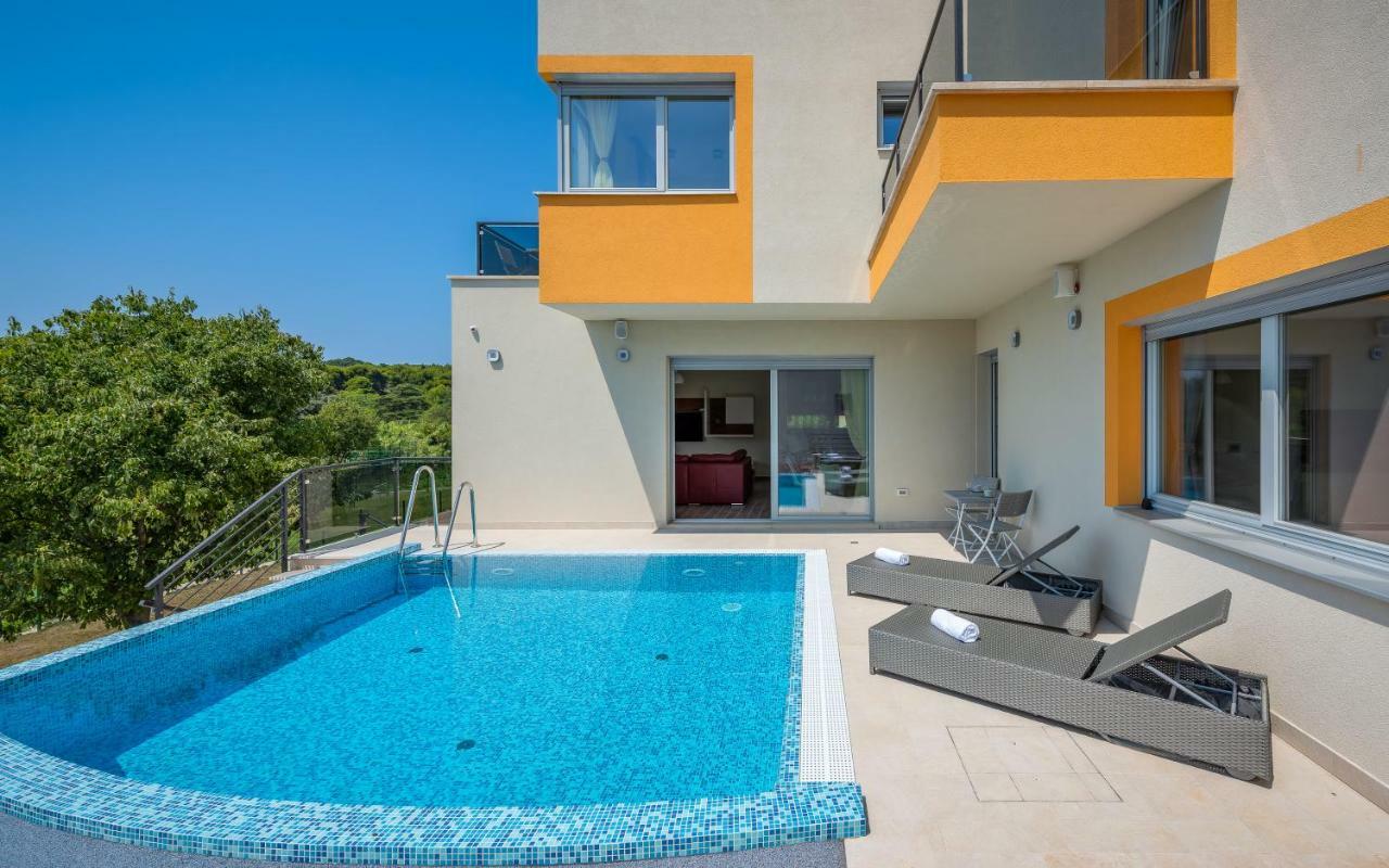 Villa Magnolija Pula Bagian luar foto