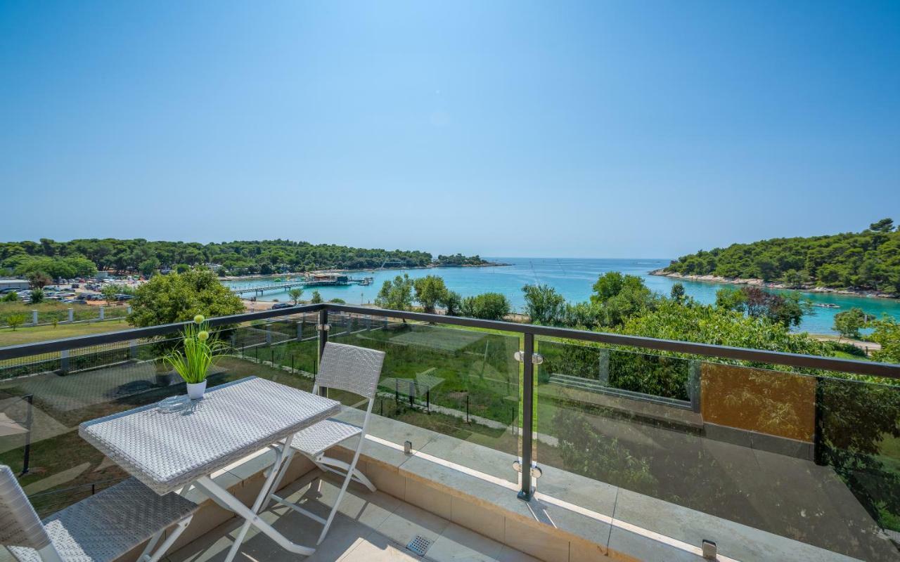 Villa Magnolija Pula Bagian luar foto